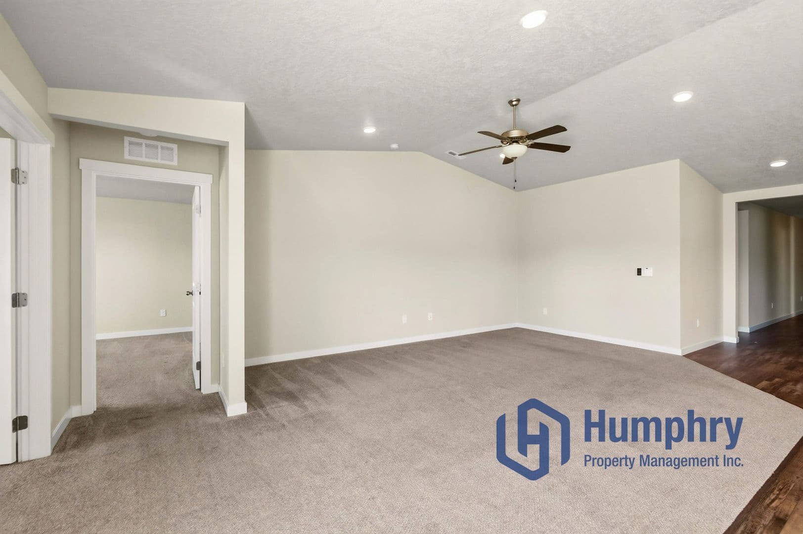 Nampa House: 7613 E Iroquois St