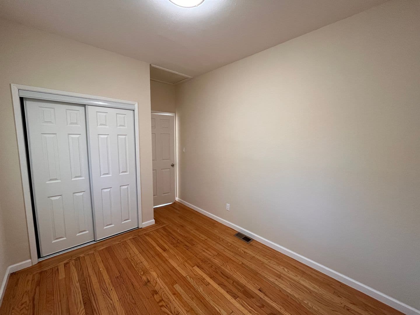 Oakland House: 2436 9th Ave
