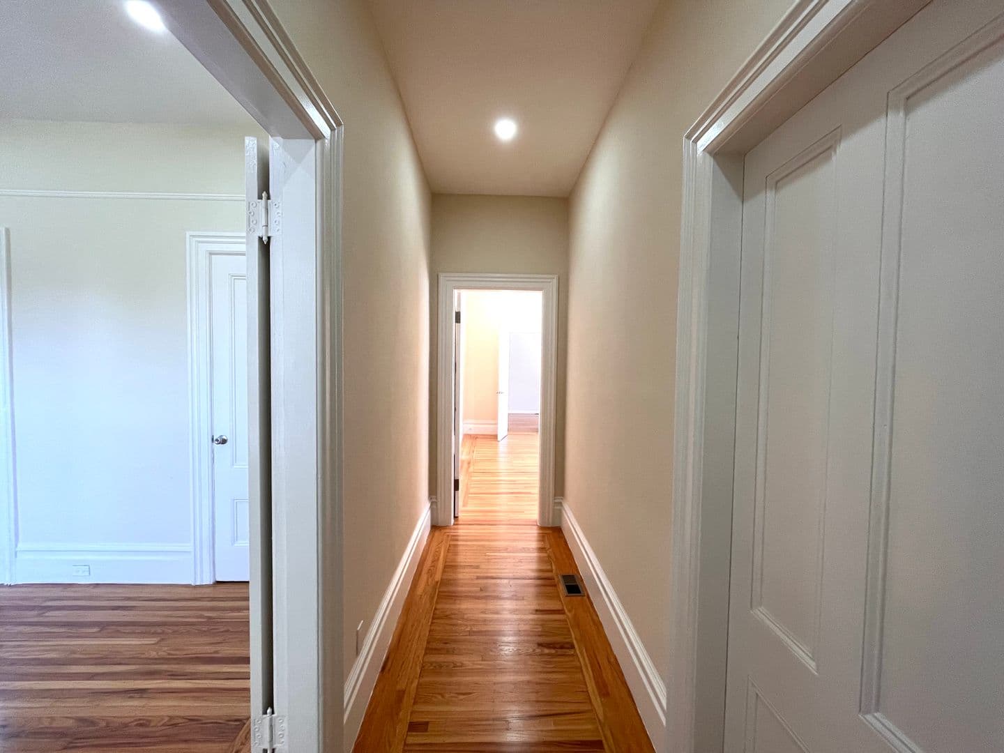 Oakland House: 2436 9th Ave