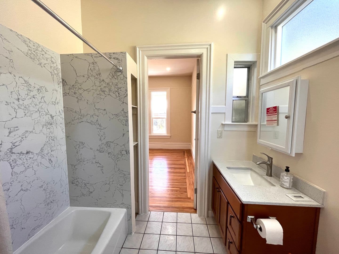 Oakland House: 2436 9th Ave