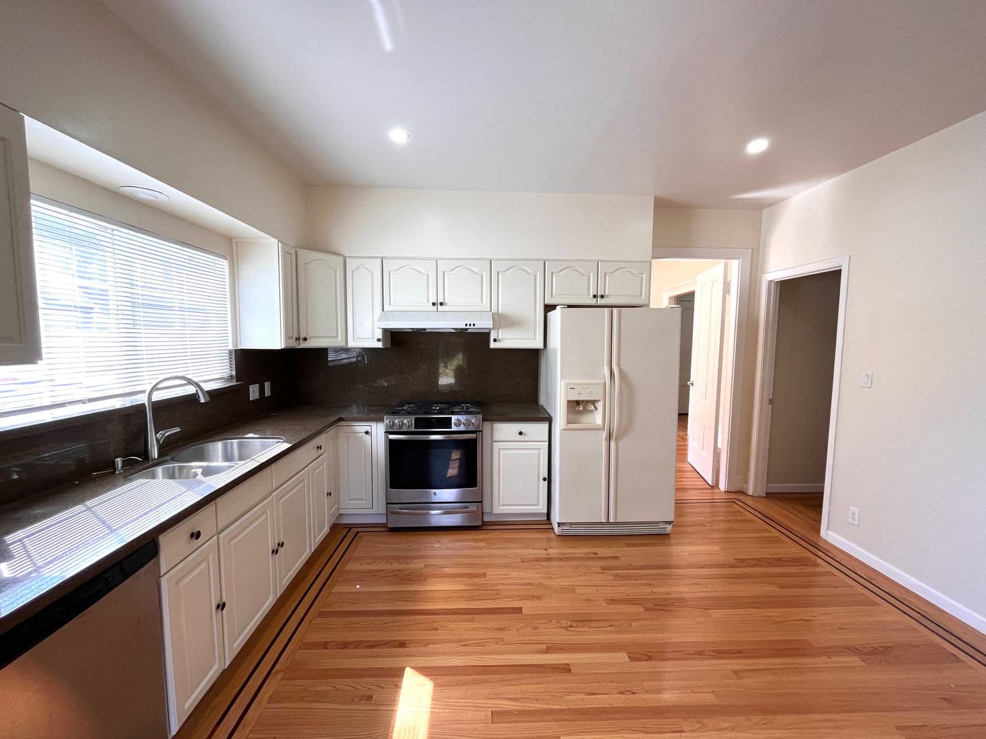 Oakland House: 2436 9th Ave
