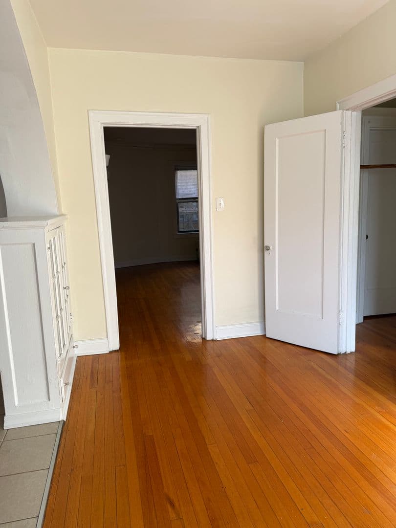 Chicago Apartment: 1623-33 W. Lunt