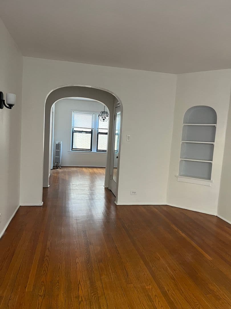 Chicago Apartment: 1623-33 W. Lunt