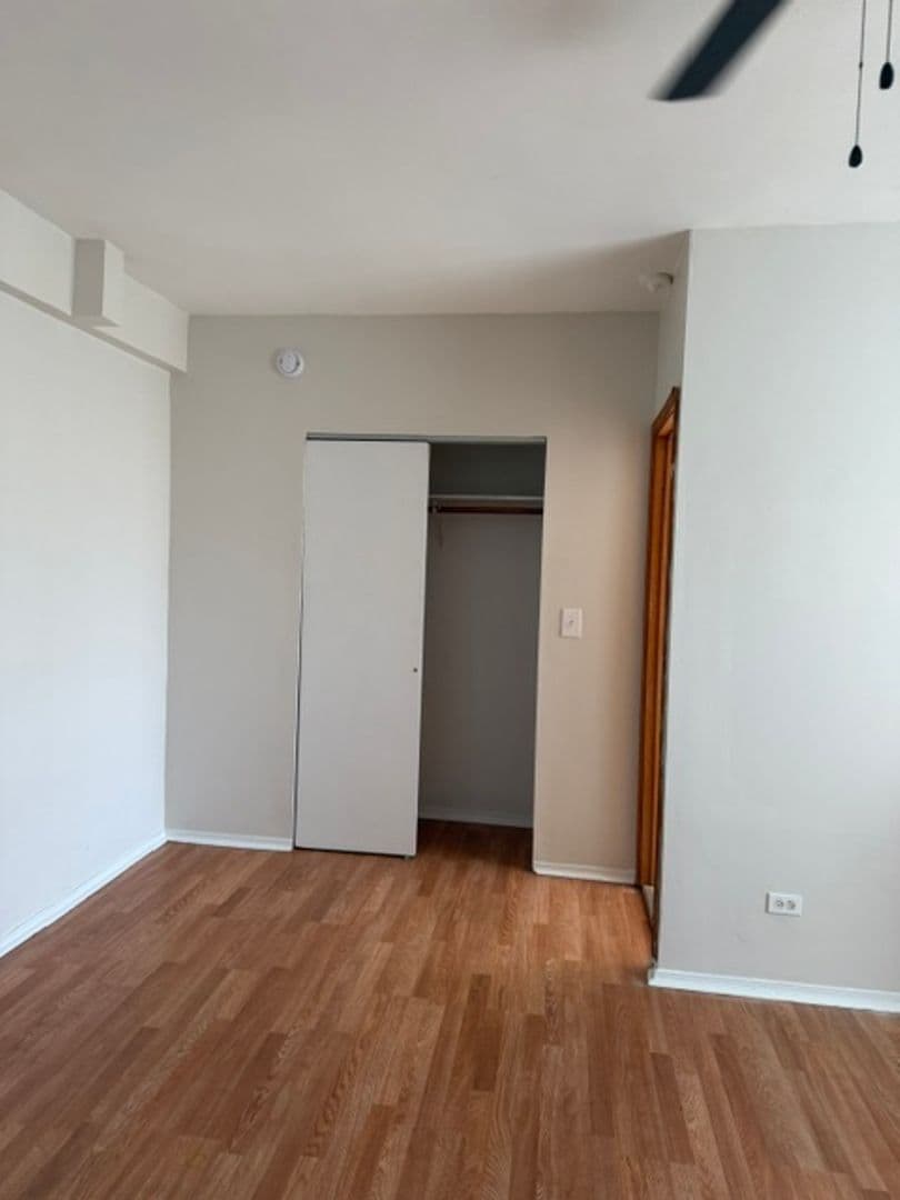 Chicago Apartment: 1624 W. Morse
