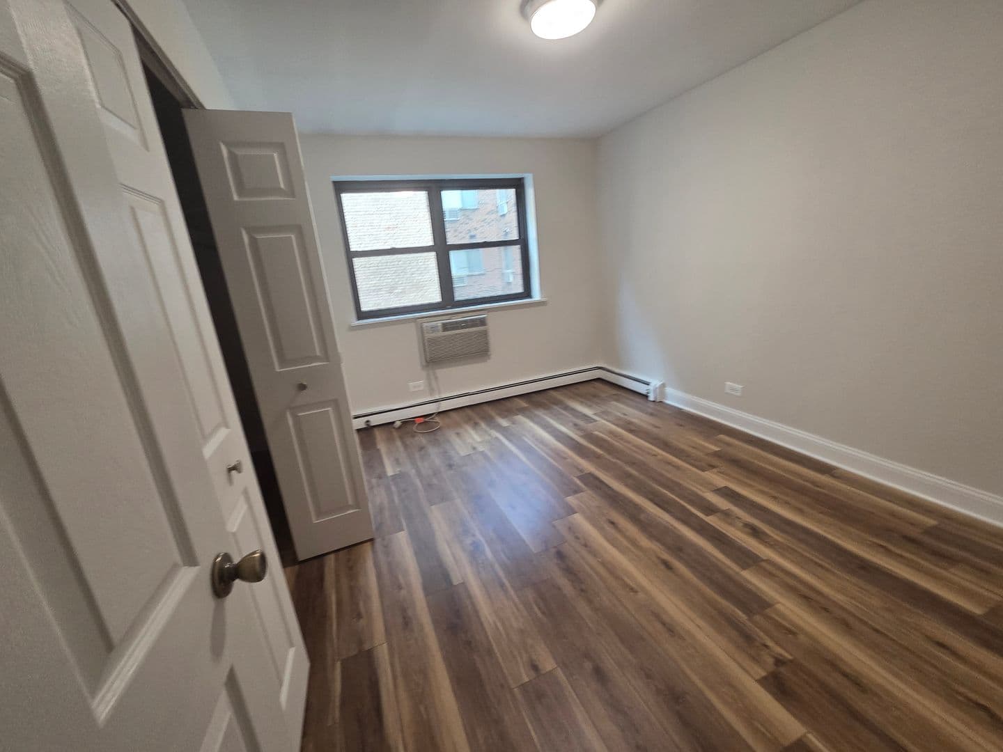 Chicago Apartment: 606 W. Cornelia