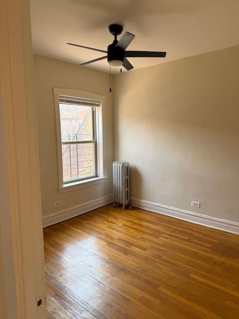 Chicago Apartment: 5545-51 N. Magnolia