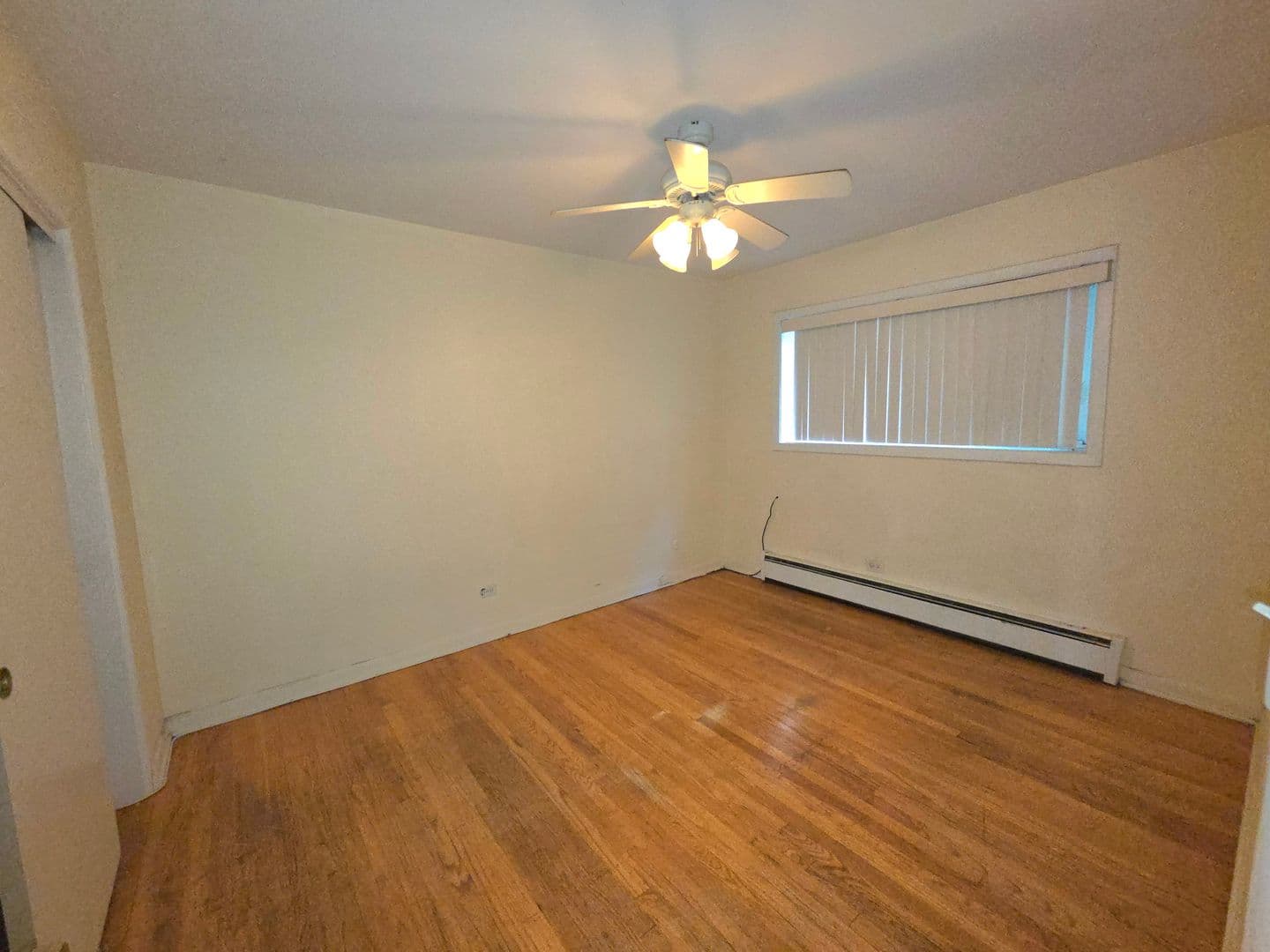 Chicago Apartment: 528 W. Wellington