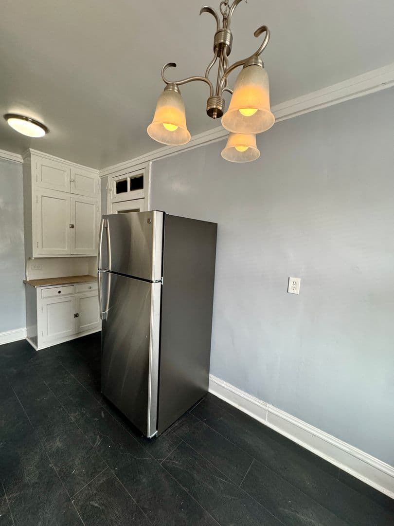 Chicago Apartment: 2402-10 W.Lunt