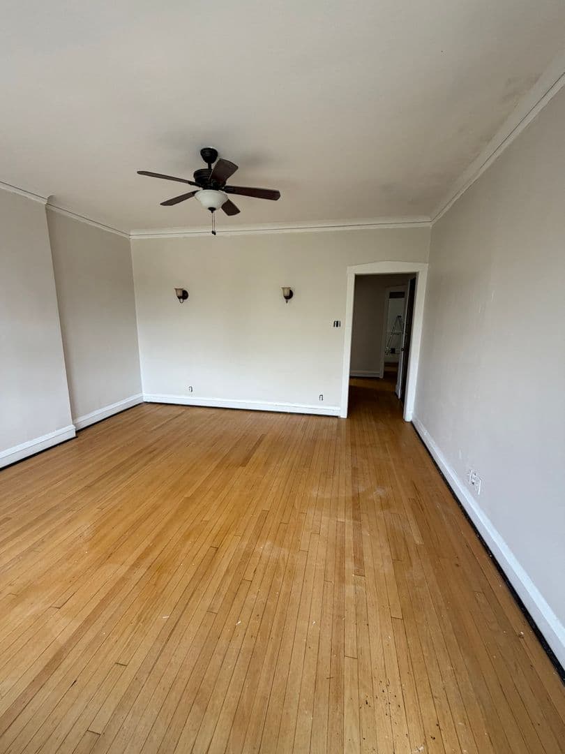 Chicago Apartment: 7665-69 N. Sheridan