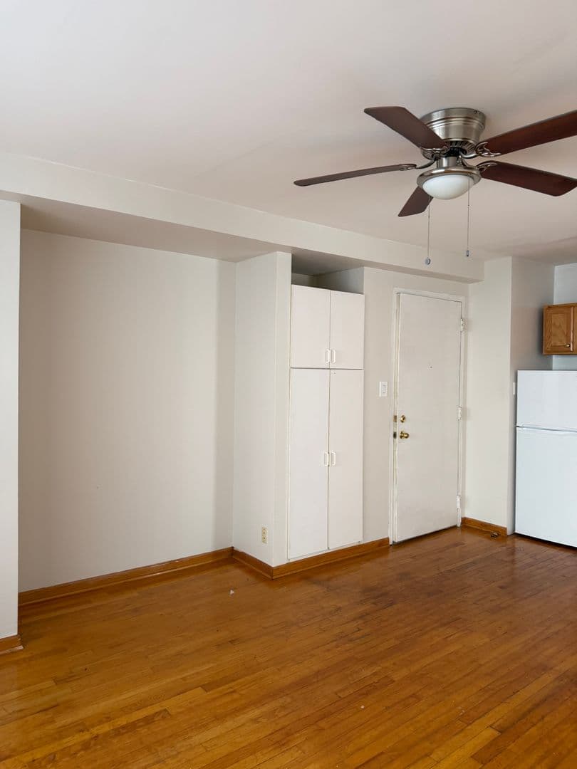 Chicago Apartment: 1624 W. Morse