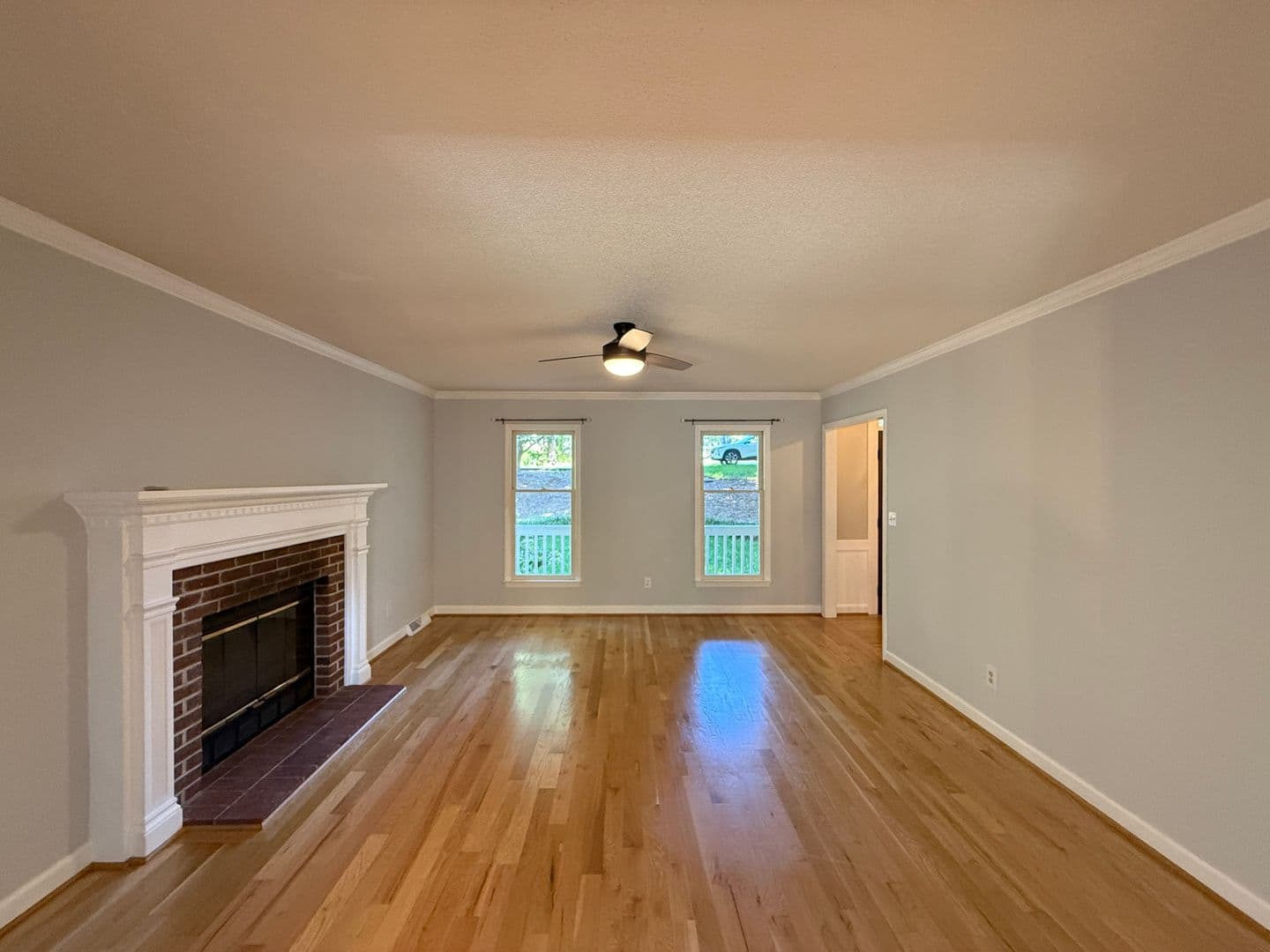 Clemmons House: 6714 Amberley Lane