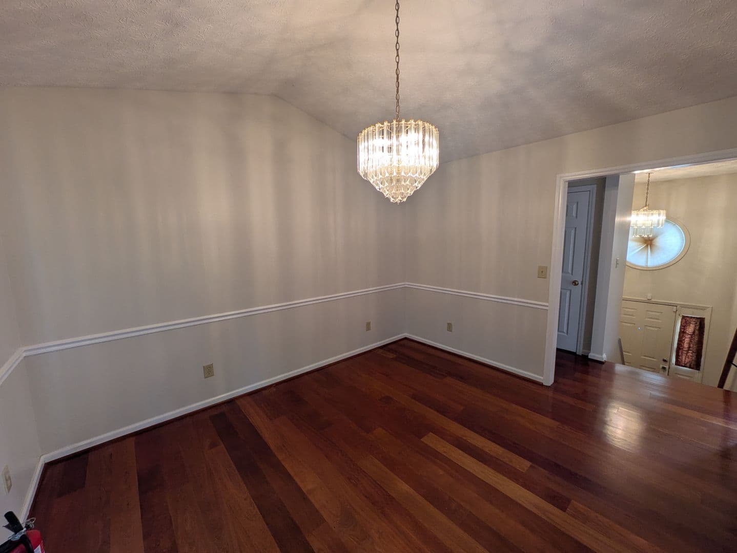 Winston Salem House: 6008 Yeaton Glen Drive