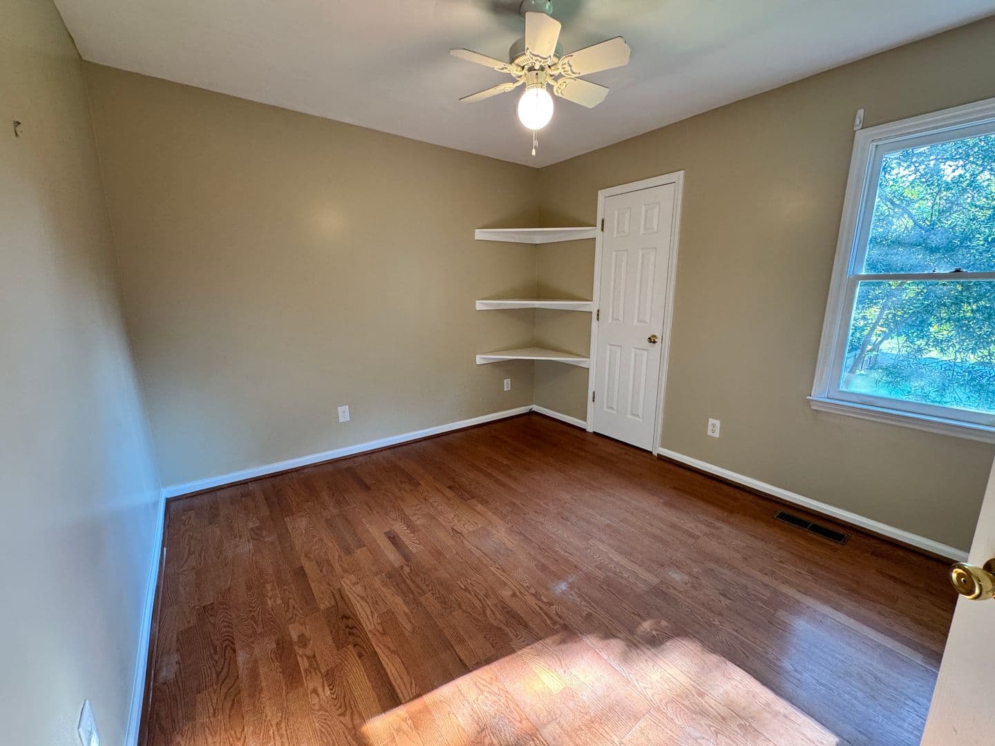 Winston-Salem House: 155 Lorraine Dr.