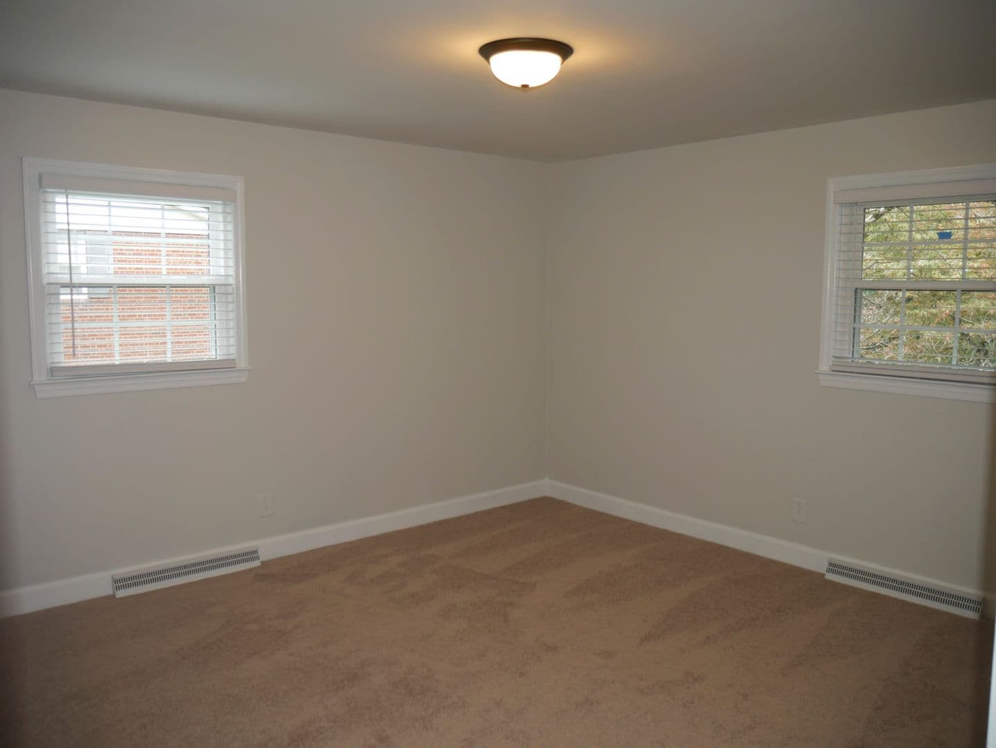 Winston Salem House: 2443 Greenwich Rd