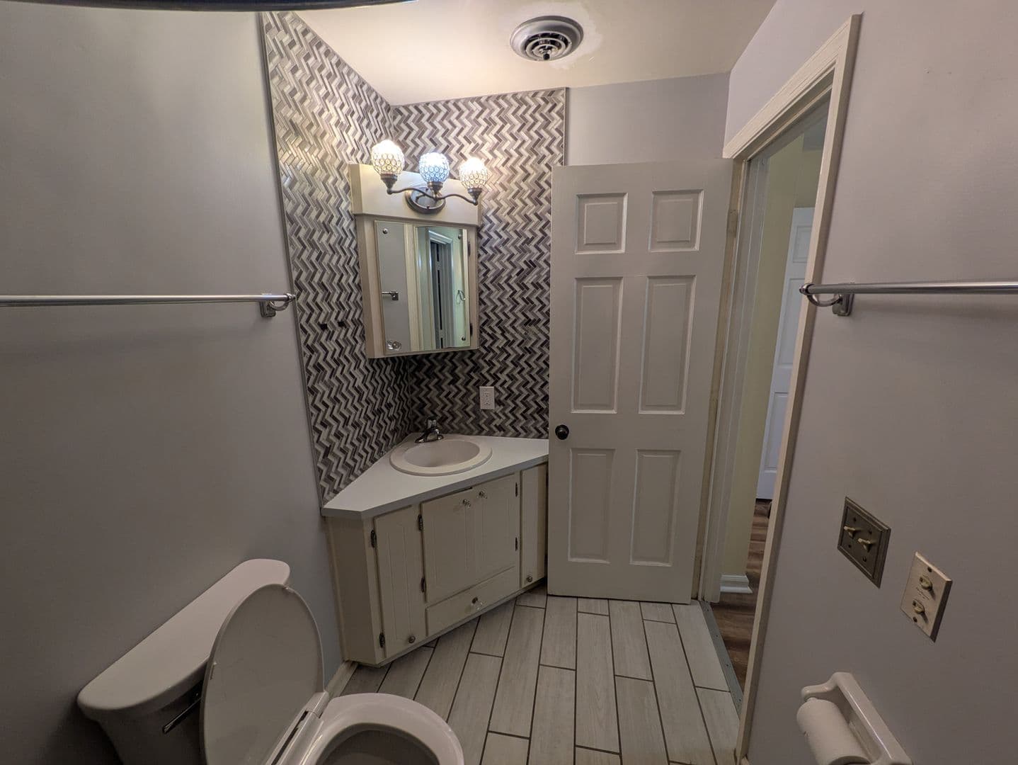 Winston Salem Condo: 2707 Reynolda Rd C3