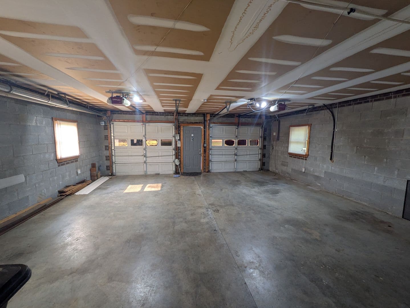 Winston Salem House: 6008 Yeaton Glen Drive