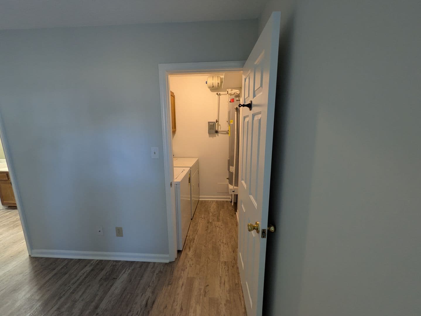 Clemmons Condo: 4021 E Whirlaway Court