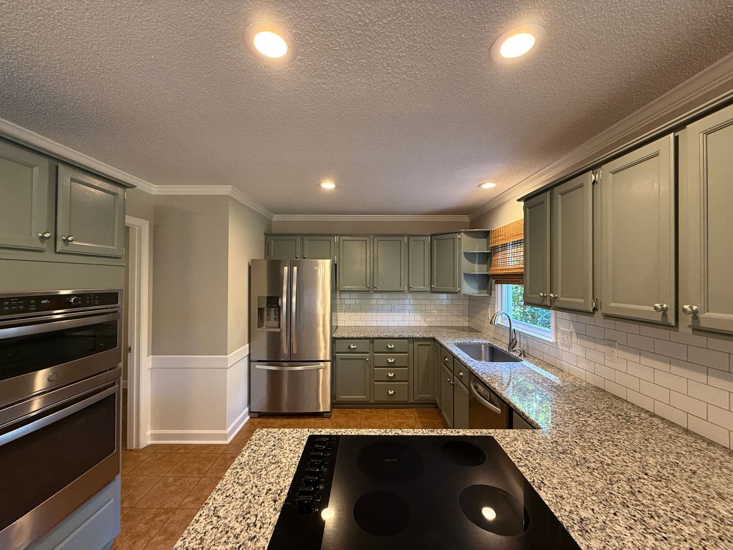 Clemmons House: 6714 Amberley Lane