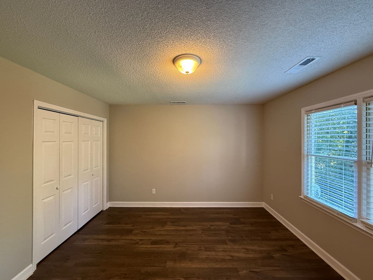 Clemmons House: 6714 Amberley Lane
