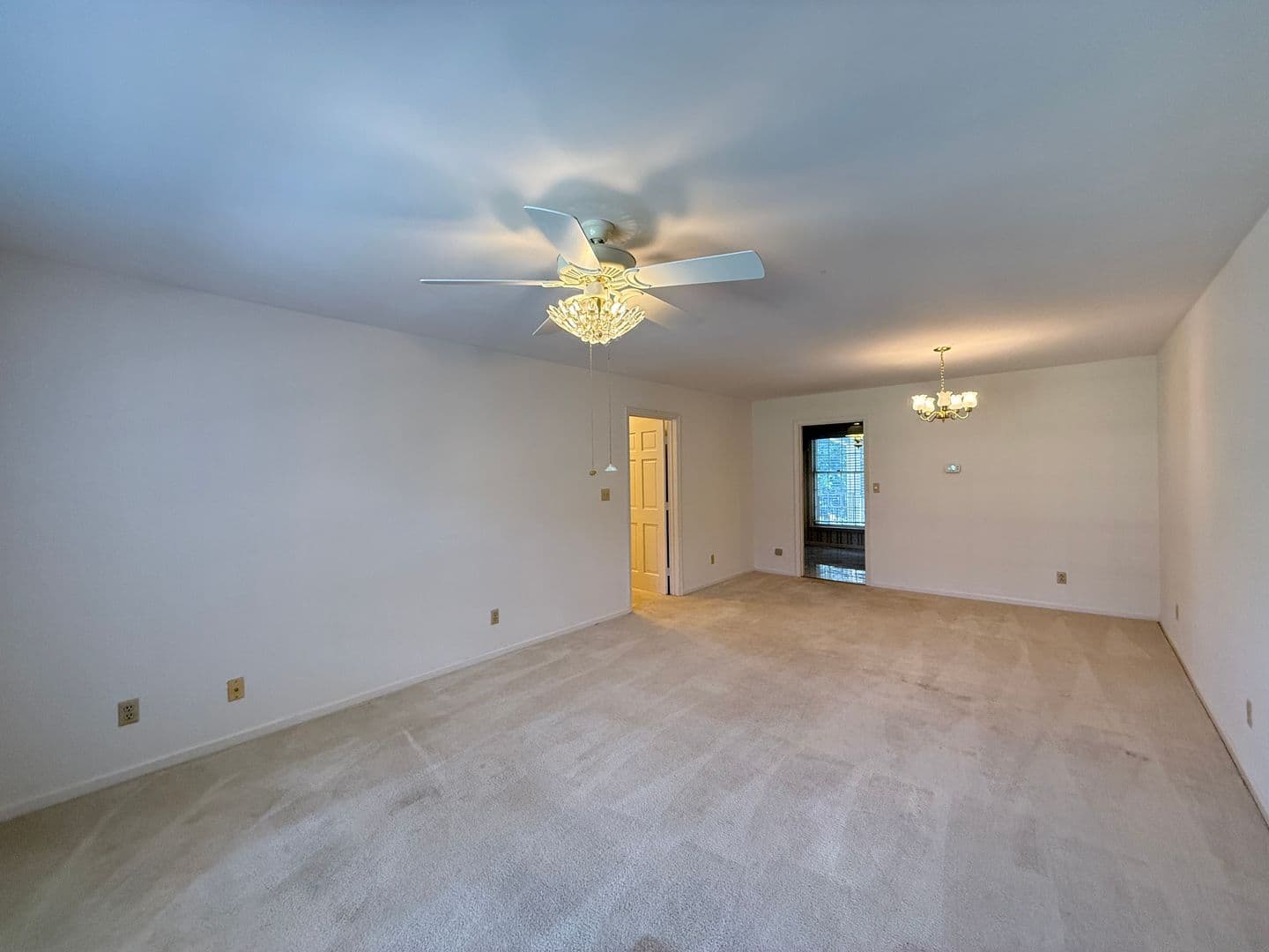 Winston Salem House: 2711 Reynolda Road 2D