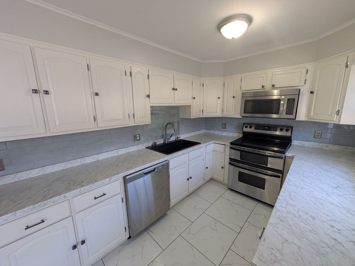 Winston Salem Condo: 2707 Reynolda Rd C3