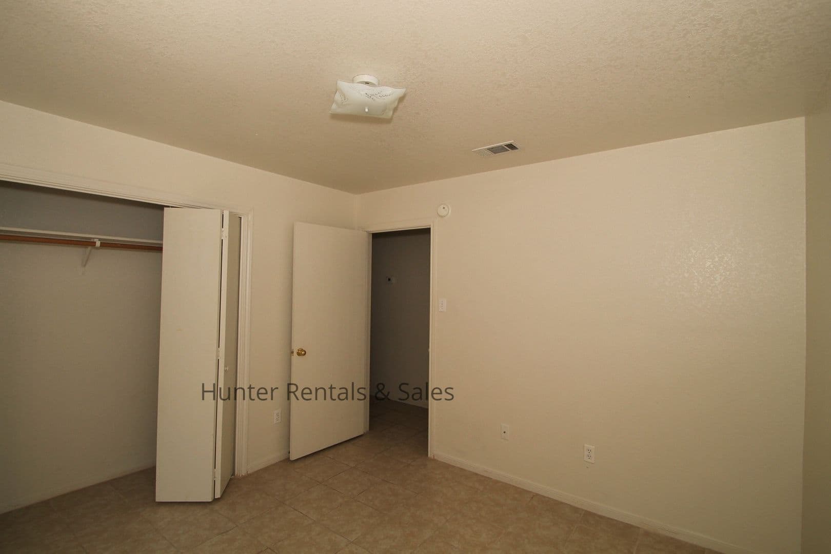 Killeen Multiplex: 313-A S 42nd