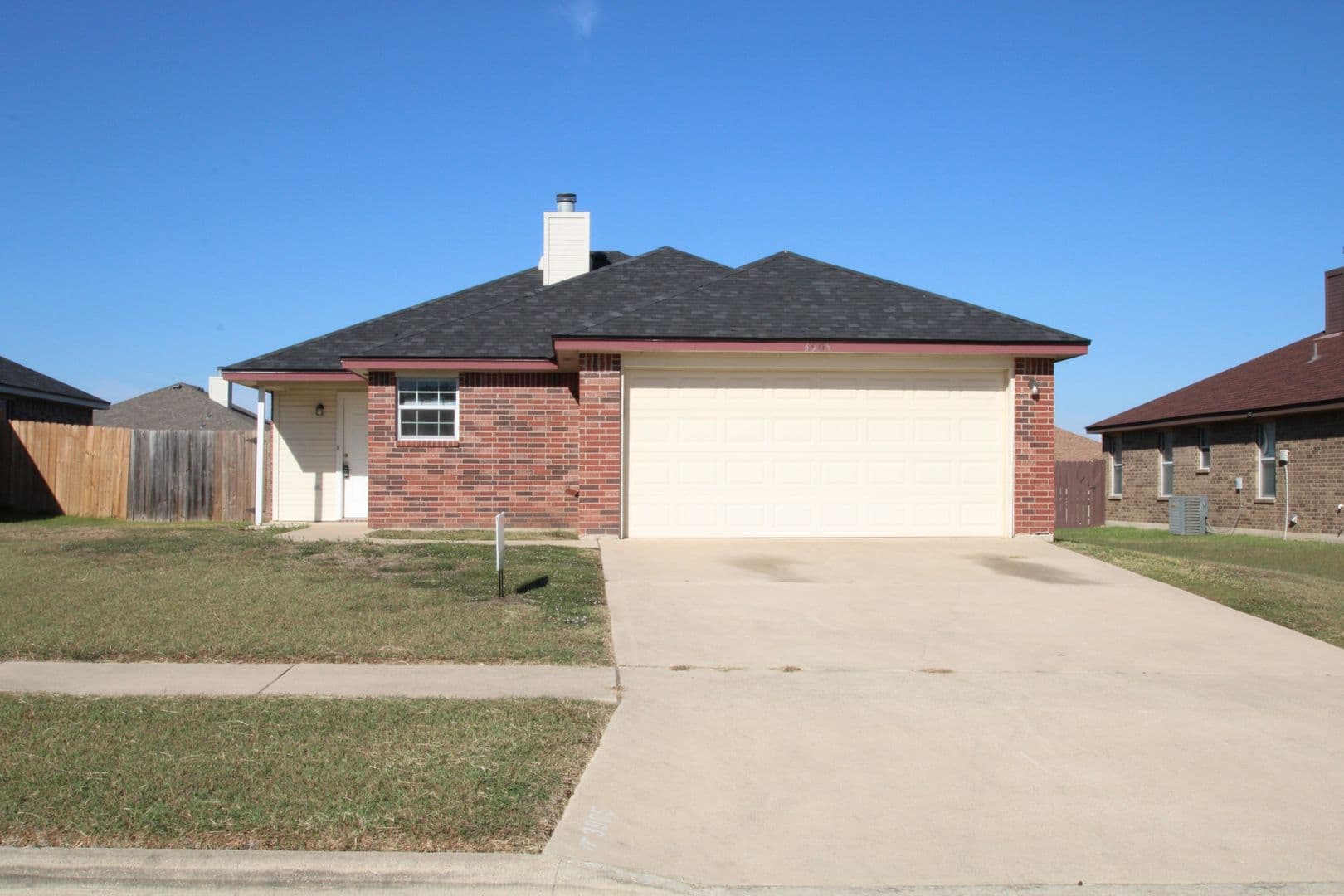 Killeen House: 3905 Bolivar Dr