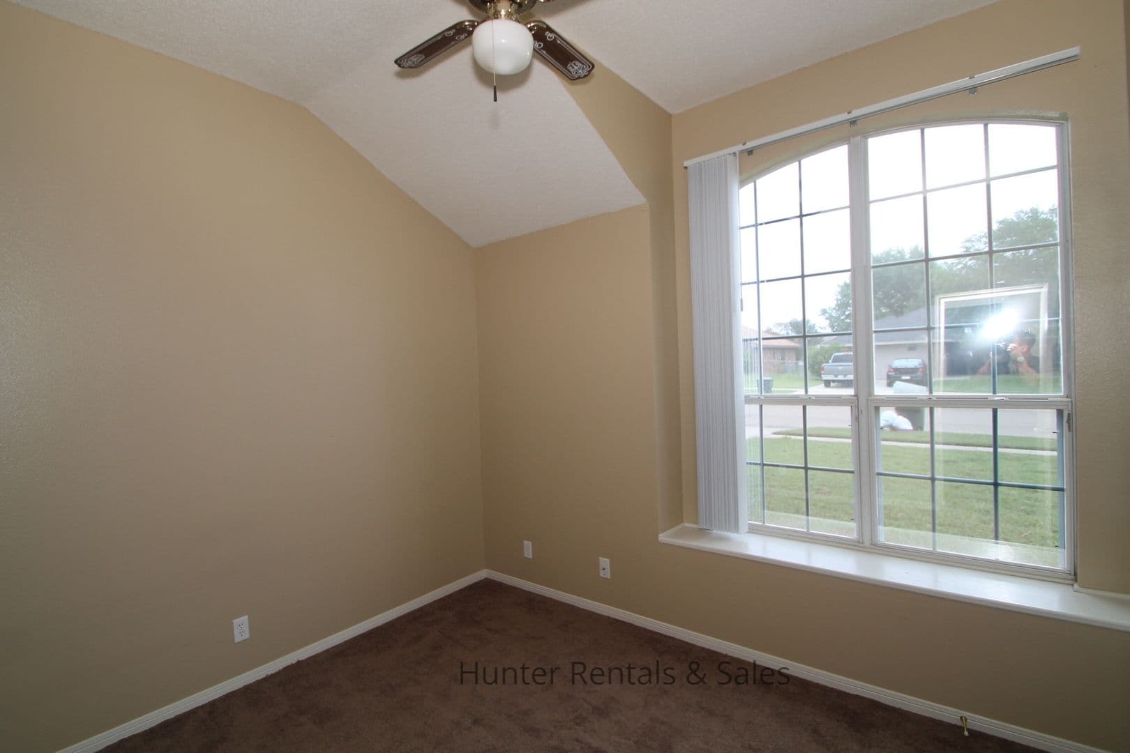 Killeen House: 3613 Christie Dr