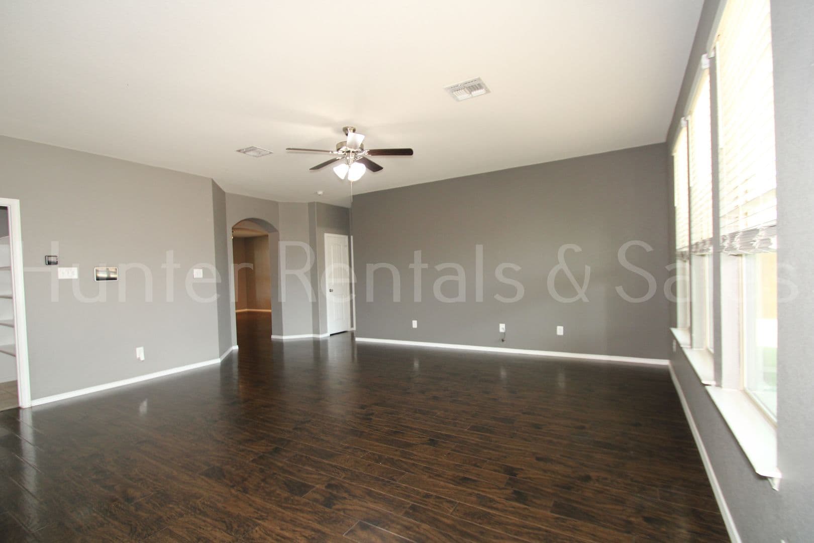 Belton House: 5561 Othello Dr