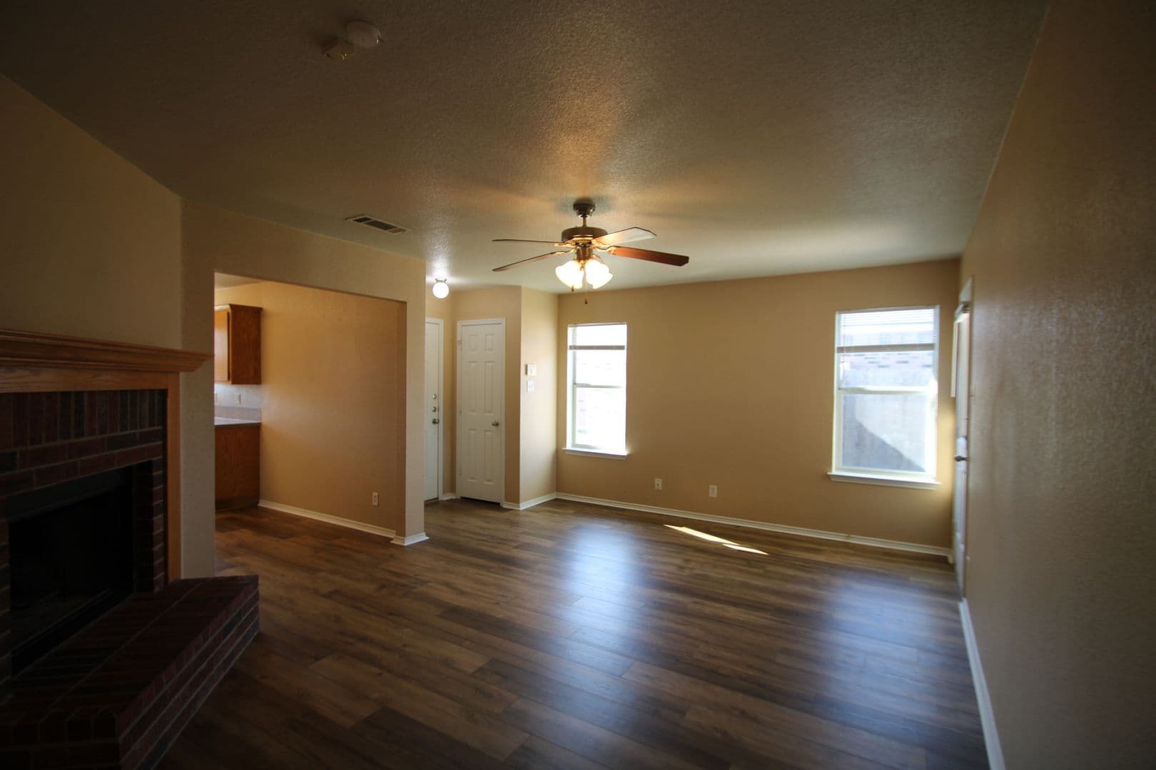 Killeen House: 3905 Bolivar Dr