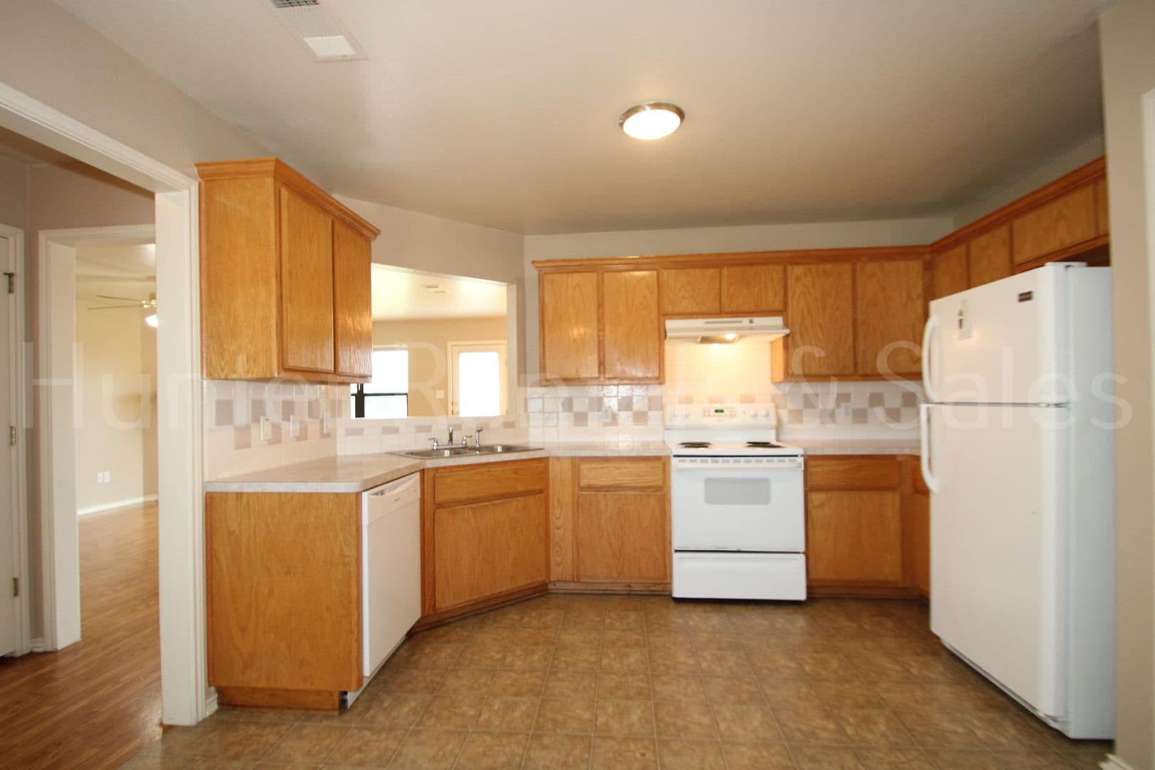 Copperas Cove House: 1209 Katelyn Cir