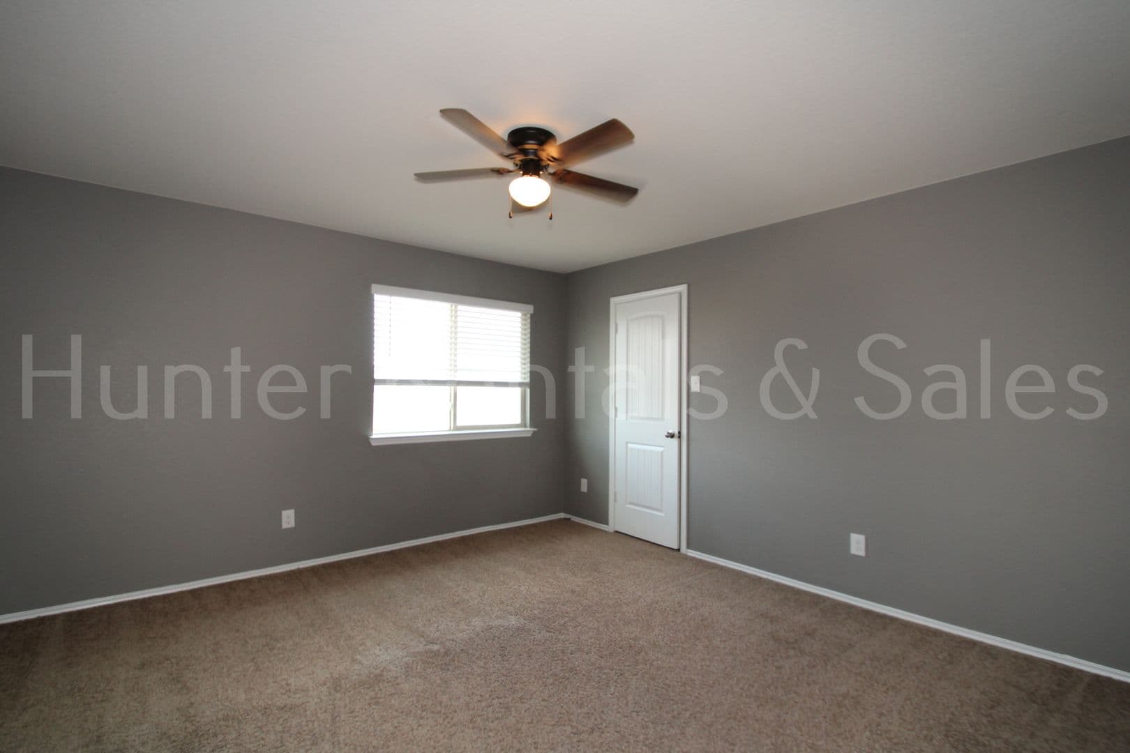 Belton House: 5561 Othello Dr
