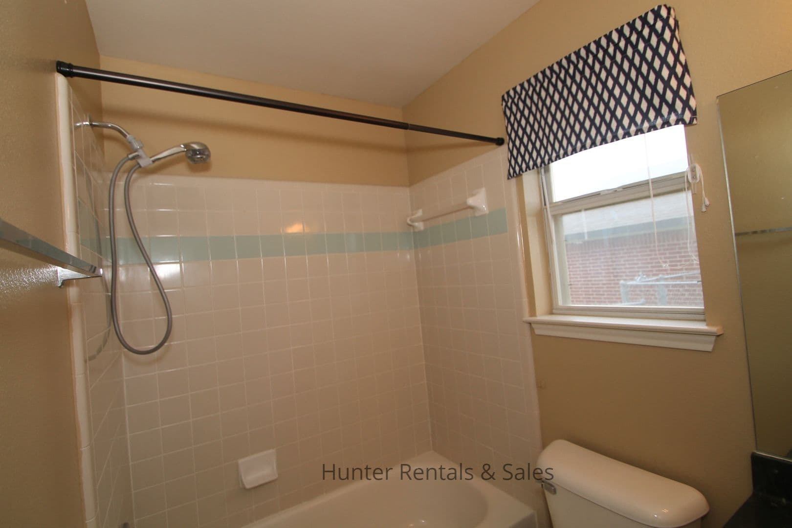 Killeen House: 3613 Christie Dr