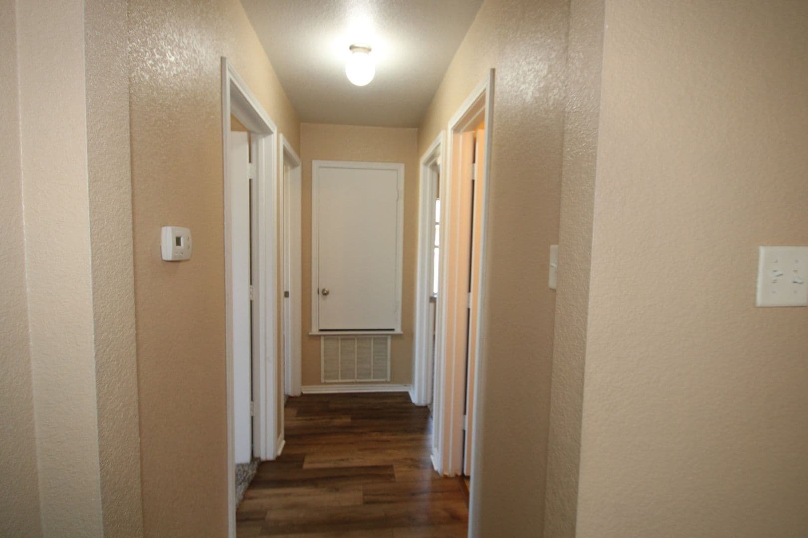 Killeen House: 3905 Bolivar Dr