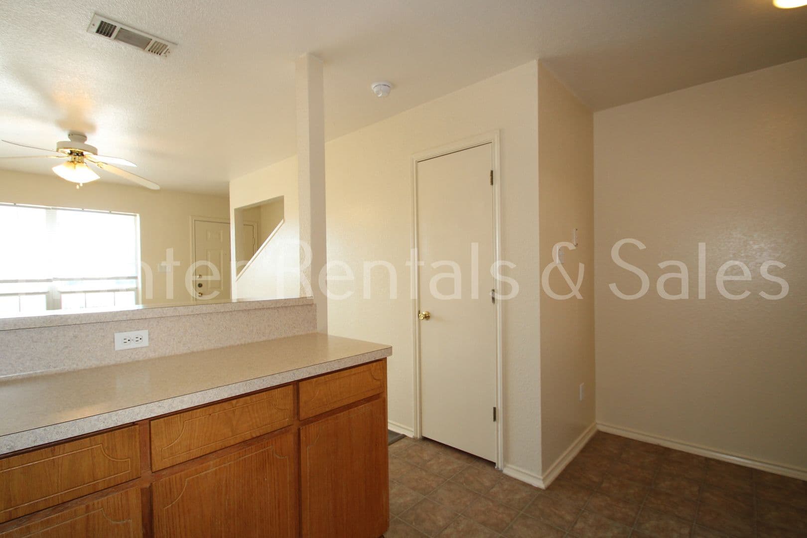Killeen Townhome: 4301-B Alan Kent Dr