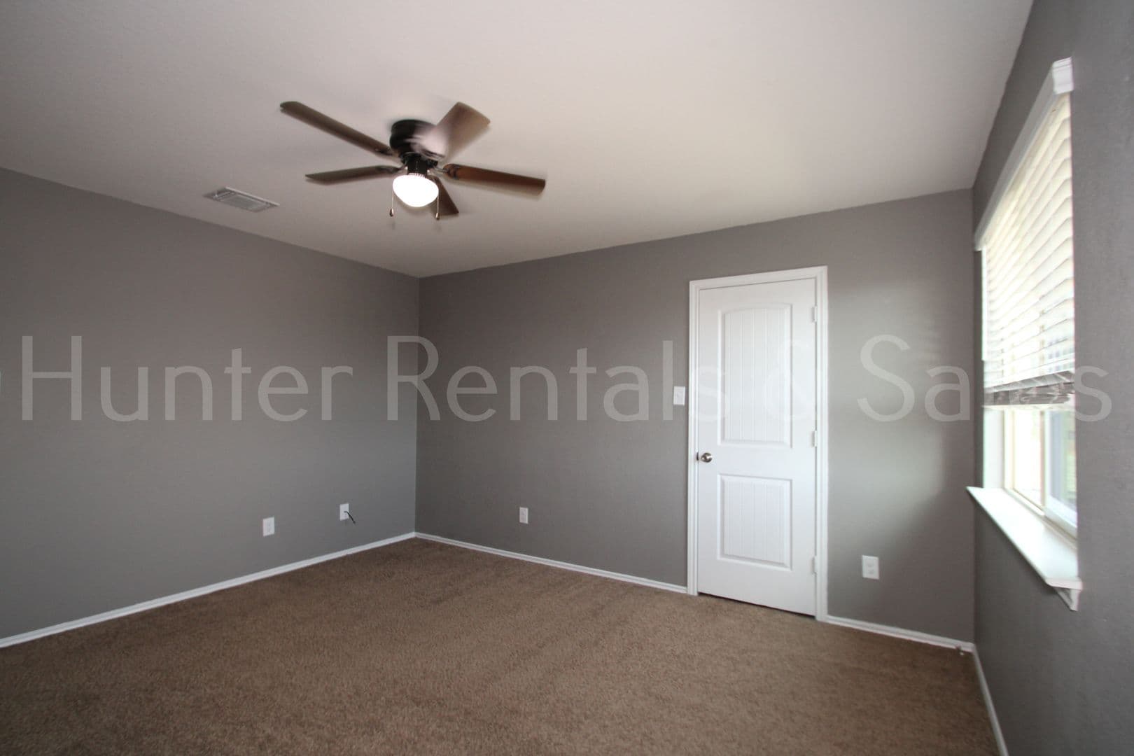 Belton House: 5561 Othello Dr