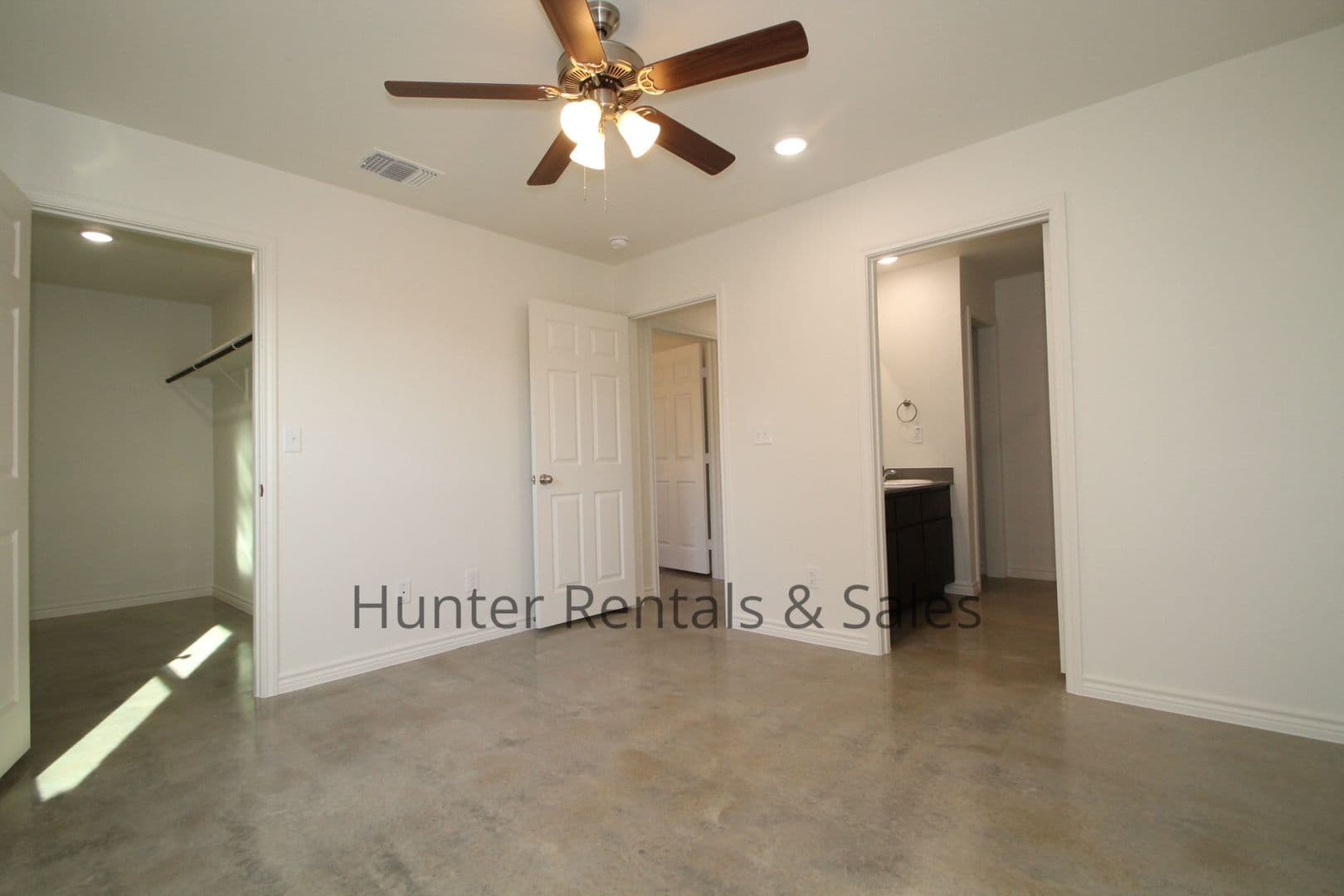 Harker Heights Multiplex: 1810-A Ponca Trace