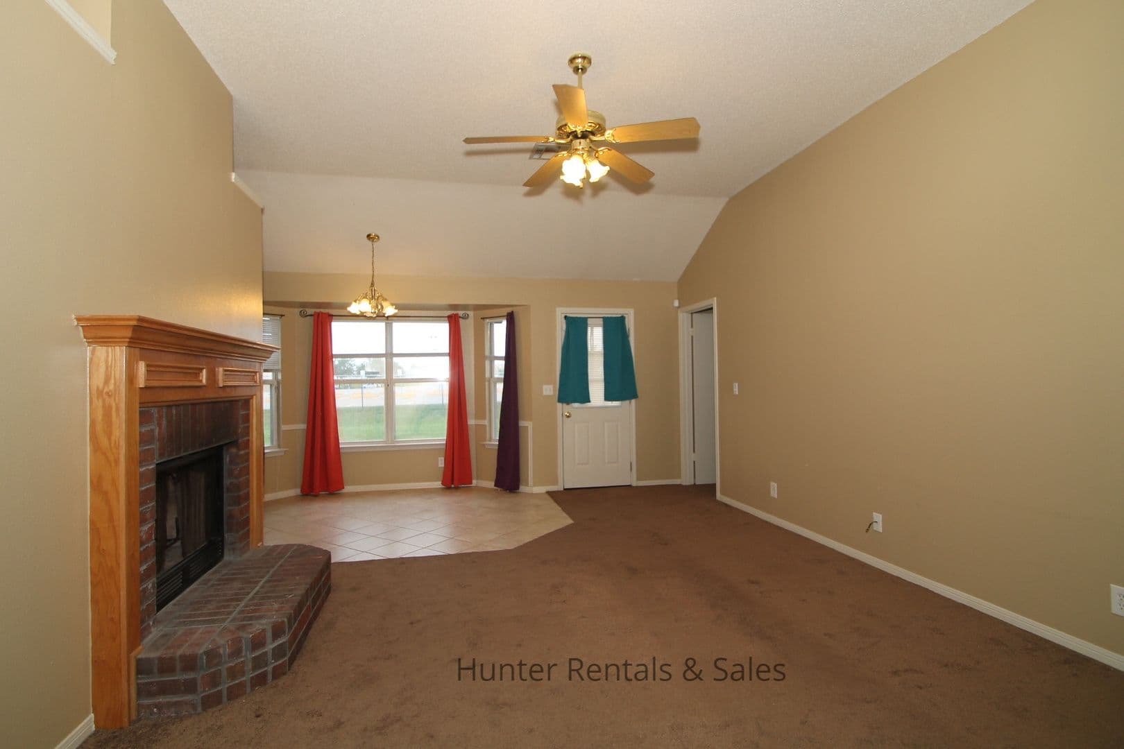 Killeen House: 3613 Christie Dr