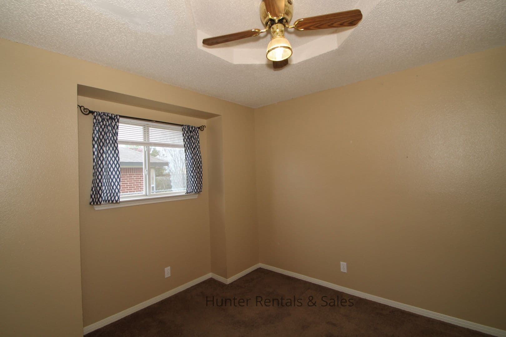 Killeen House: 3613 Christie Dr