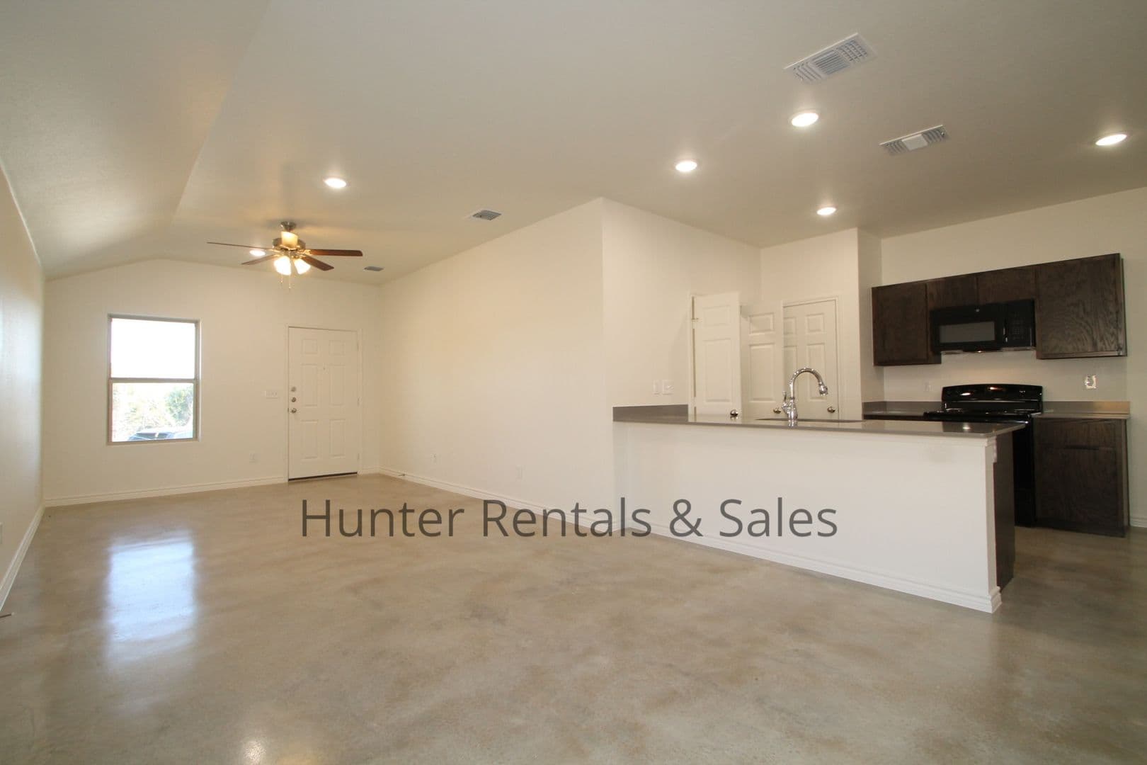 Harker Heights Multiplex: 1810-A Ponca Trace