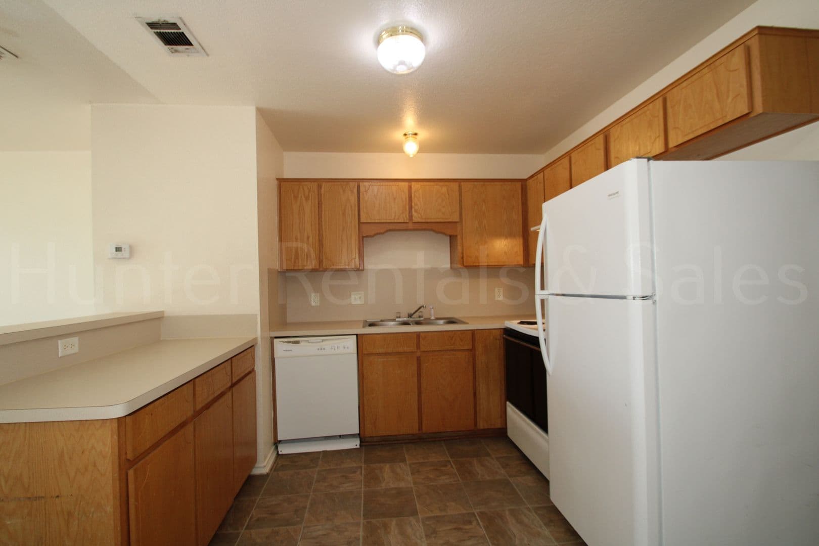 Killeen Townhome: 4301-C Alan Kent Dr
