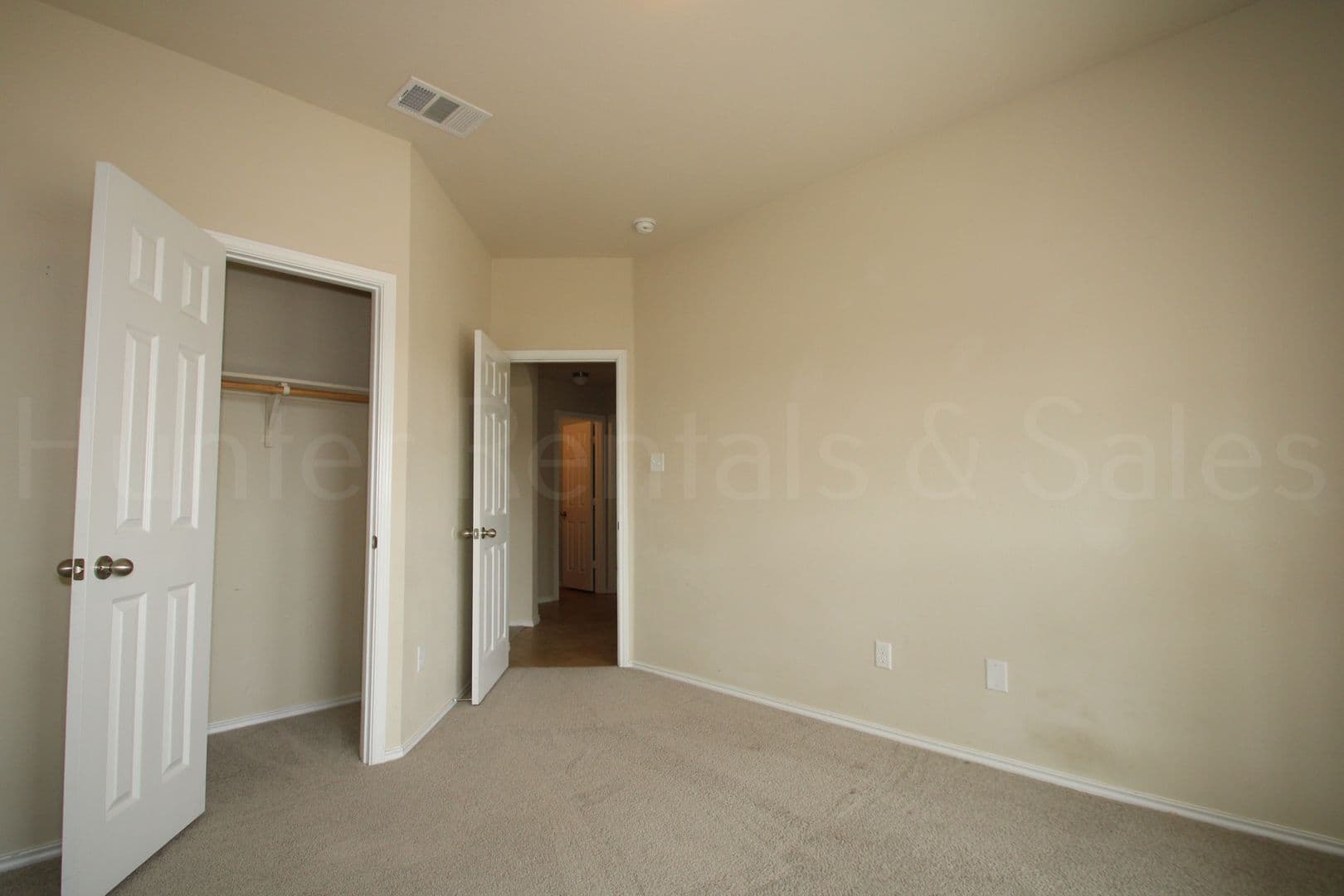 Killeen House: 5303 Frisco Dr