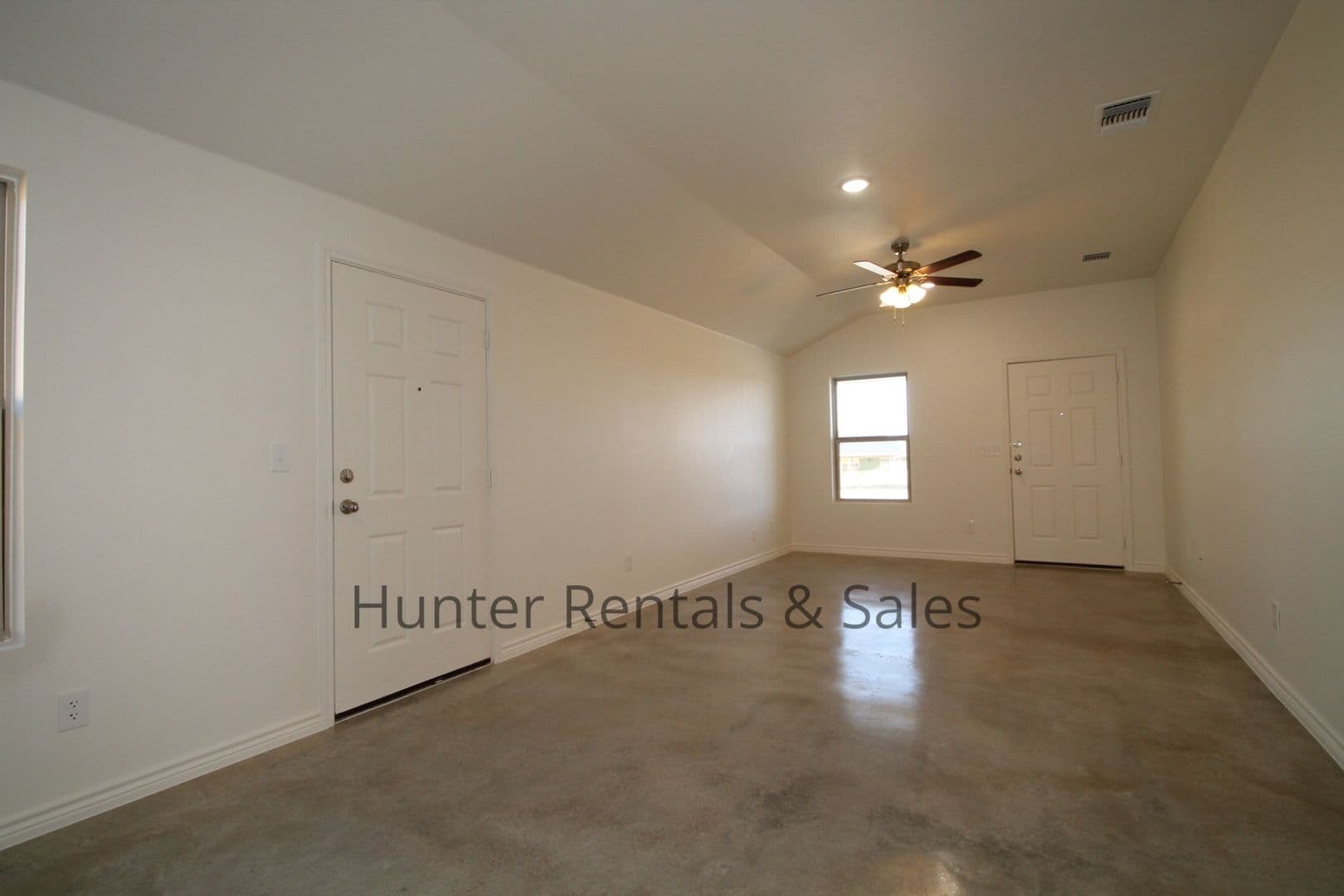 Harker Heights Multiplex: 1810-A Ponca Trace