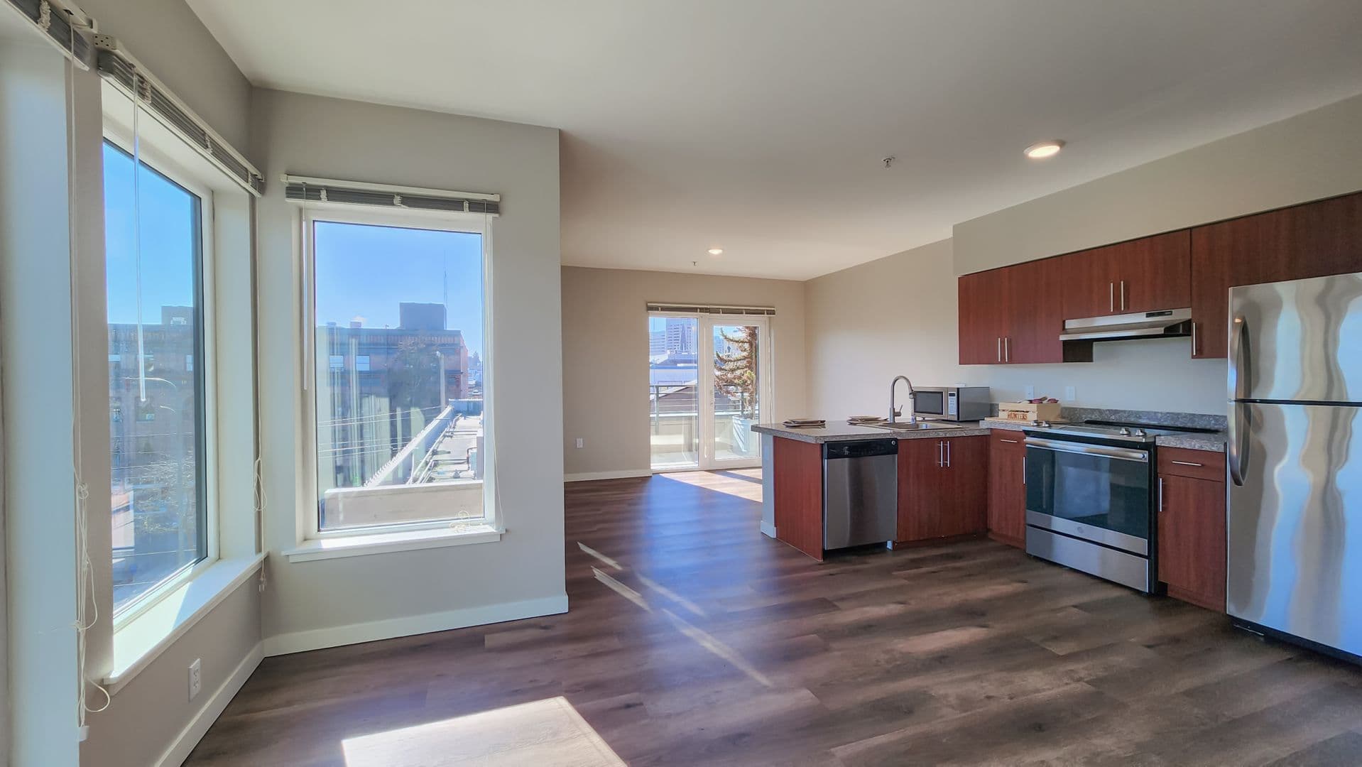Seattle Apartment: 1641 Nagle Pl