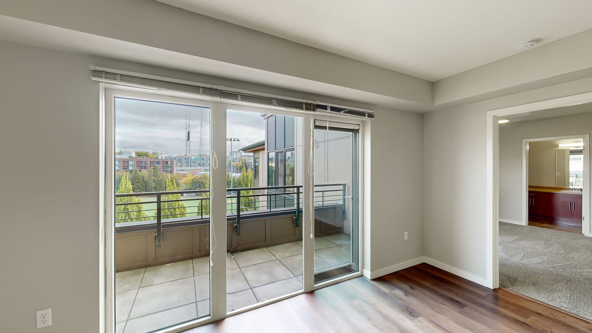 Seattle Apartment: 1641 Nagle Pl