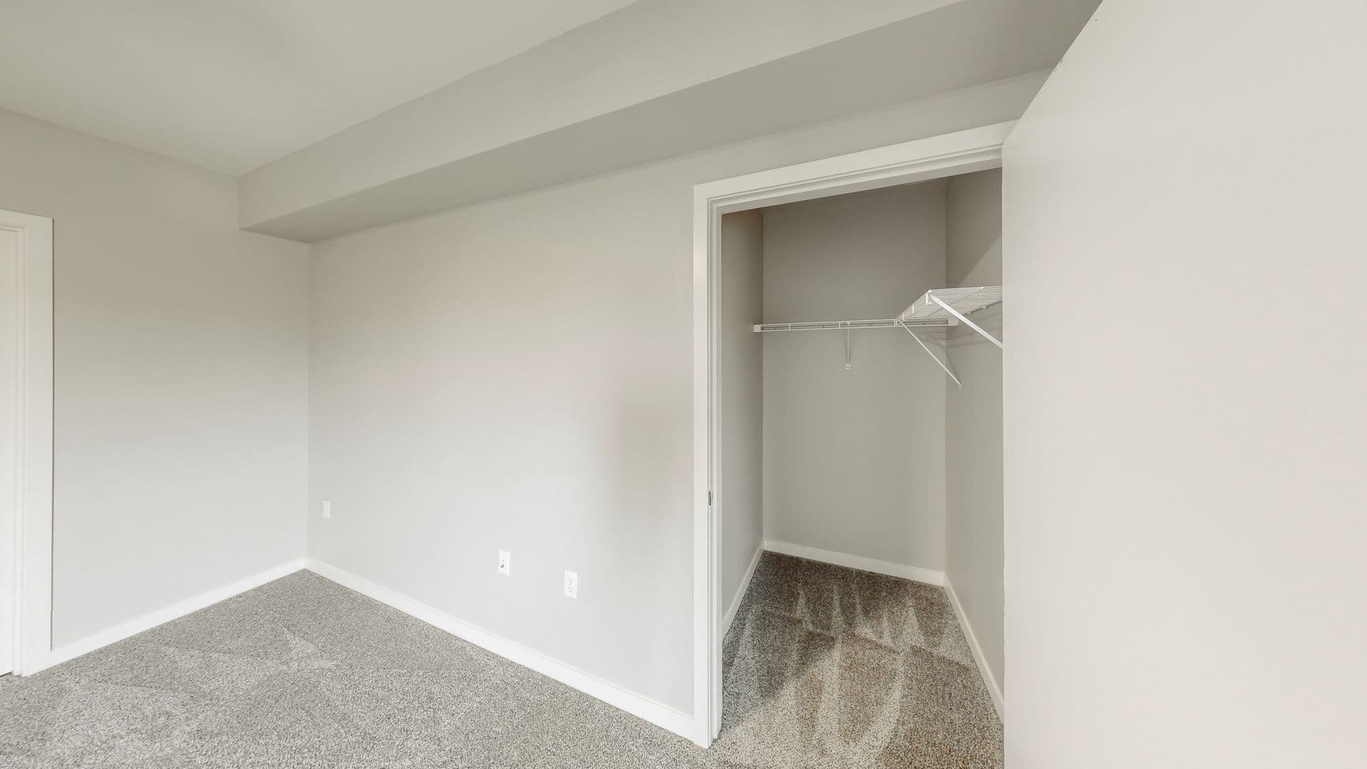 Seattle Apartment: 1641 Nagle Pl