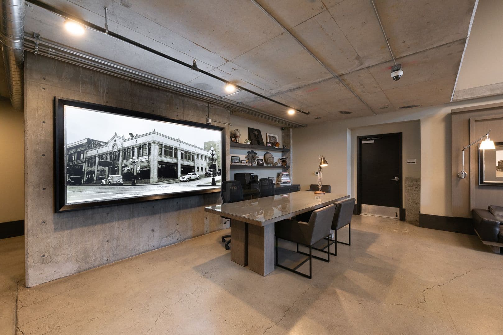 Seattle Apartment: 1430 Summit Avenue