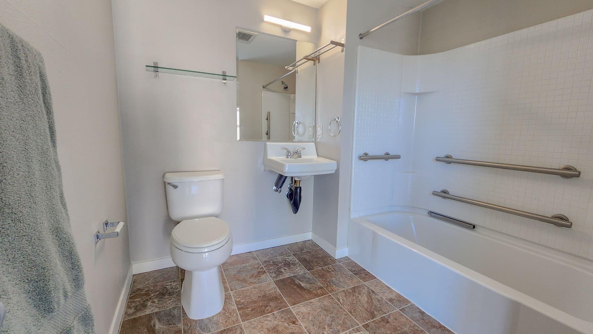Seattle Apartment: 1641 Nagle Pl