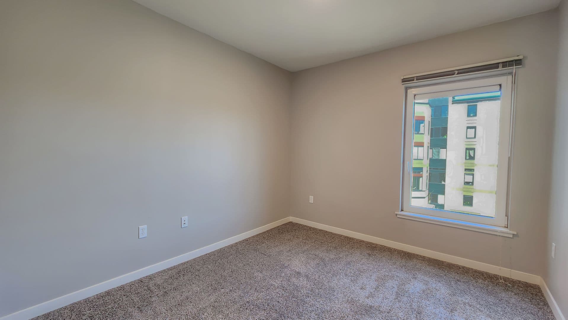 Seattle Apartment: 1641 Nagle Pl