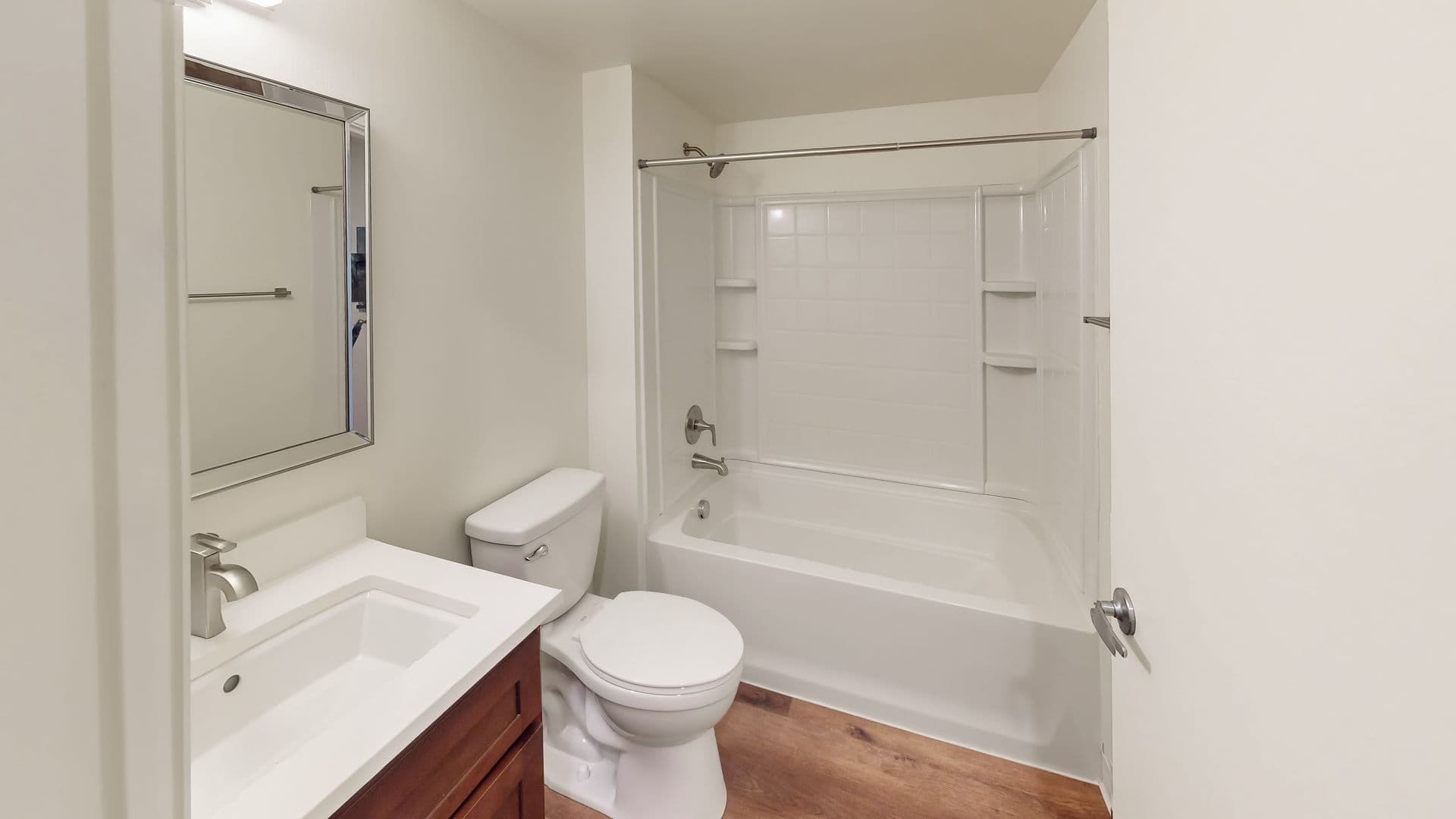 Seattle Apartment: 1641 Nagle Pl